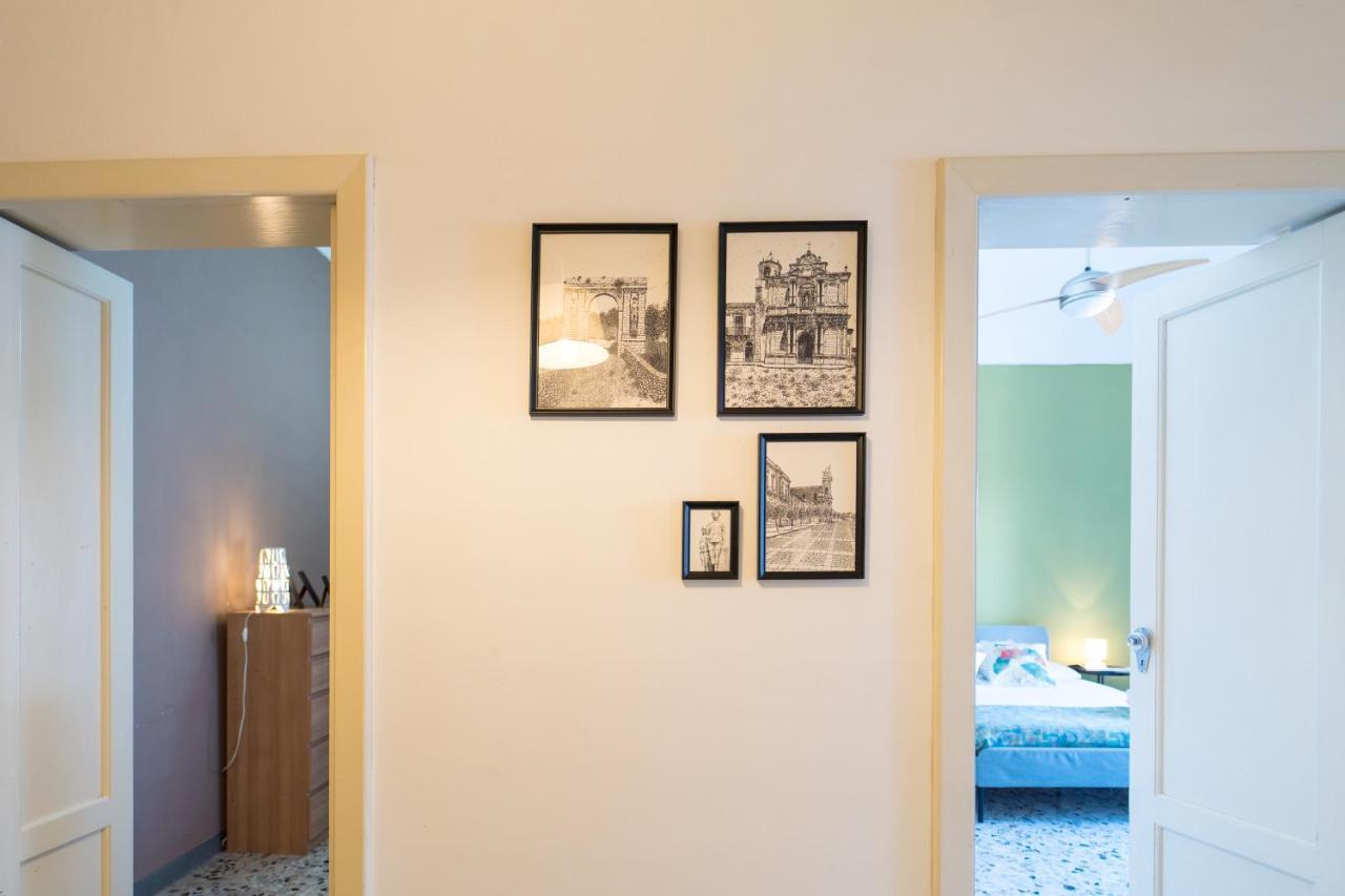 הוילה Canicattini Bagni Casa Lina Con Terrazza מראה חיצוני תמונה